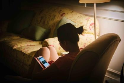 【開箱】福樂葉黃素低脂牛乳，許家庭一個清晰明亮的視界