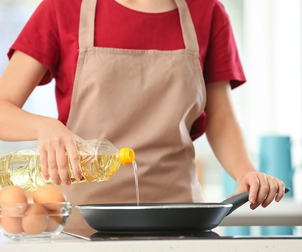 依烹飪方式選擇合適油種 依烹飪方式選擇合適油種