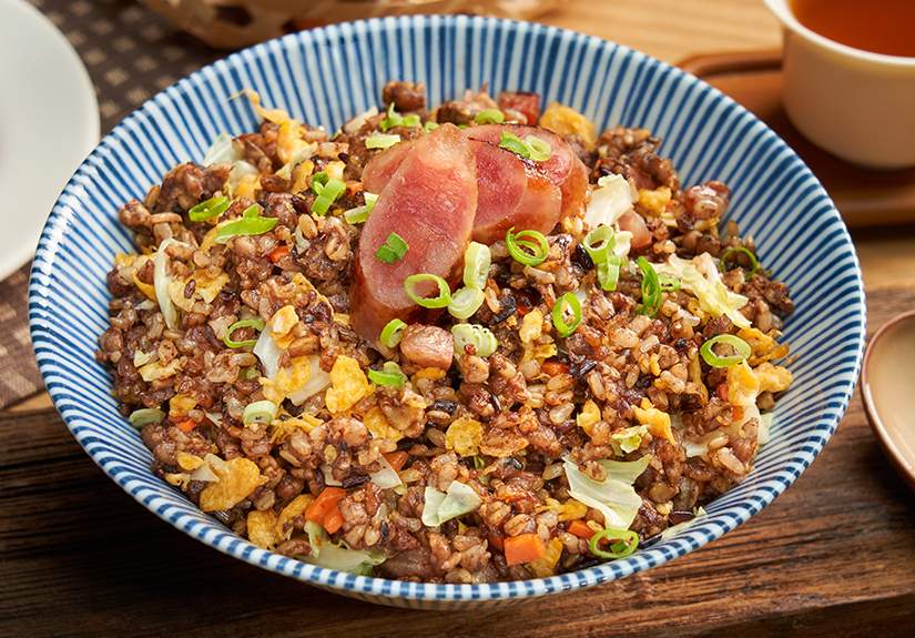 港式香腸高麗菜蛋炒飯