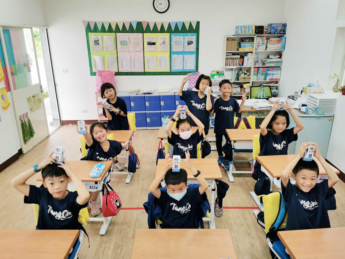 佳格福樂持續「以愛灌鈣」為偏鄉孩童補充營養乳鈣 佳格福樂持續「以愛灌鈣」為偏鄉孩童補充營養乳鈣